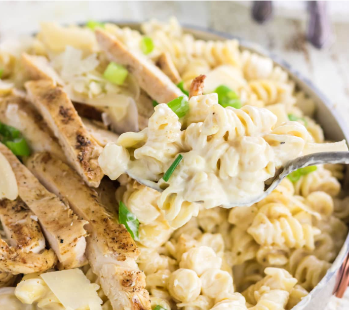 Creamy Caesar Pasta Salad with Grilled Chicken (high protein)