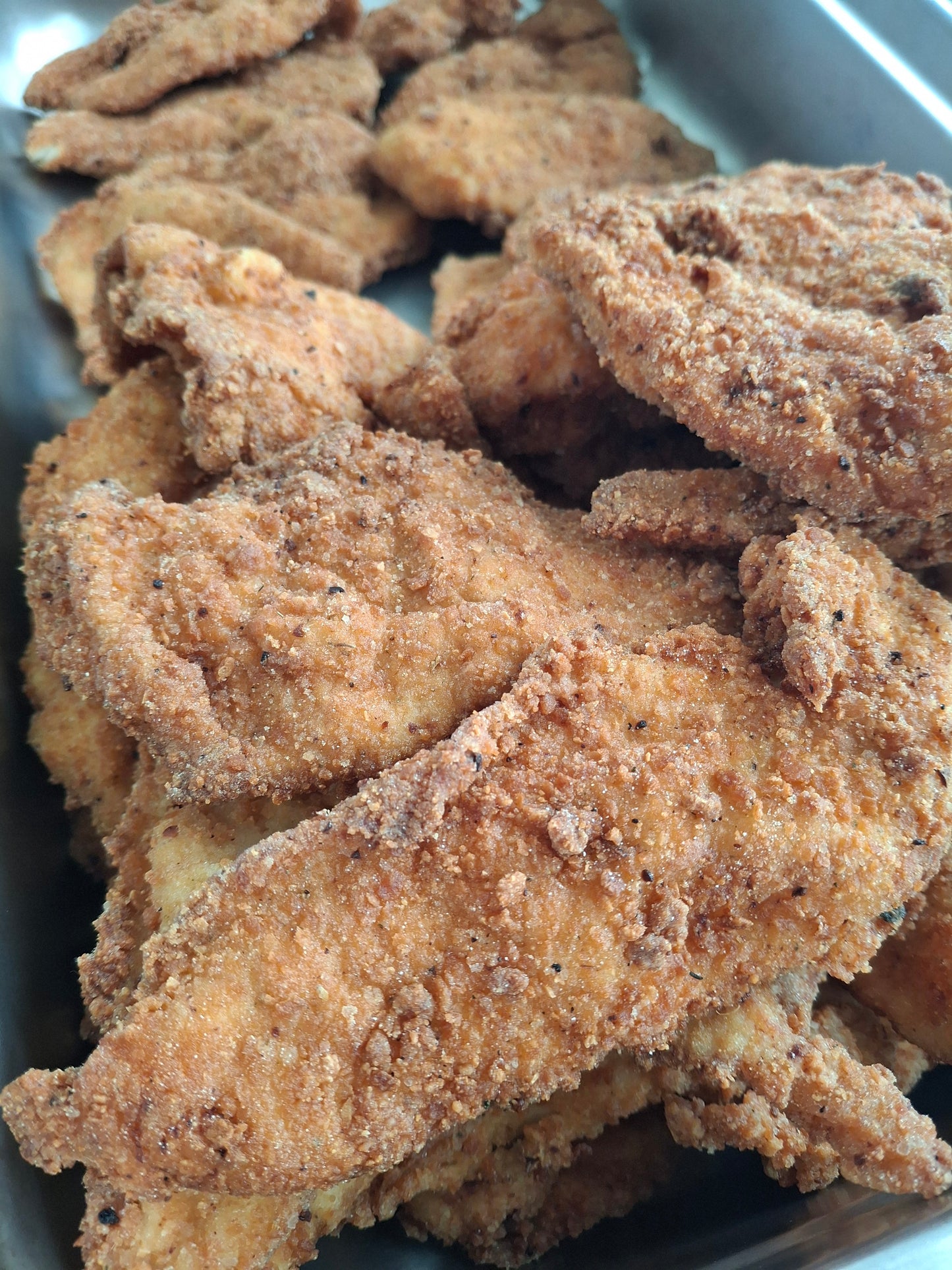 An American Dinner: Fried Chicken Tenders, Macaroni & Cheese, and buttered sauteed green beans.