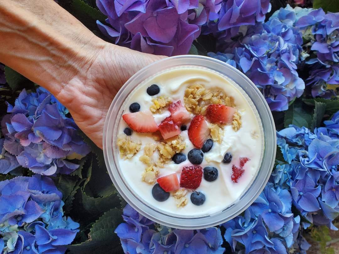 Fruit Parfait | Banana Berry - Breakfast